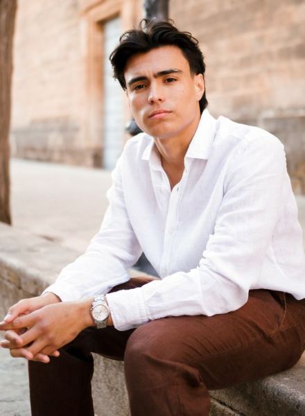 Adrián Martínez